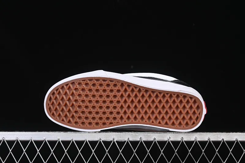 All categories Vans Vans series Vans Low Vans low-top Vans Knu-Skool high street American retro casual canvas skateboard shoes VN0009QCBA2